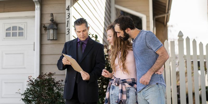 Affordable Luxury: Where to Find Modern Estates That Won’t Break the Bank