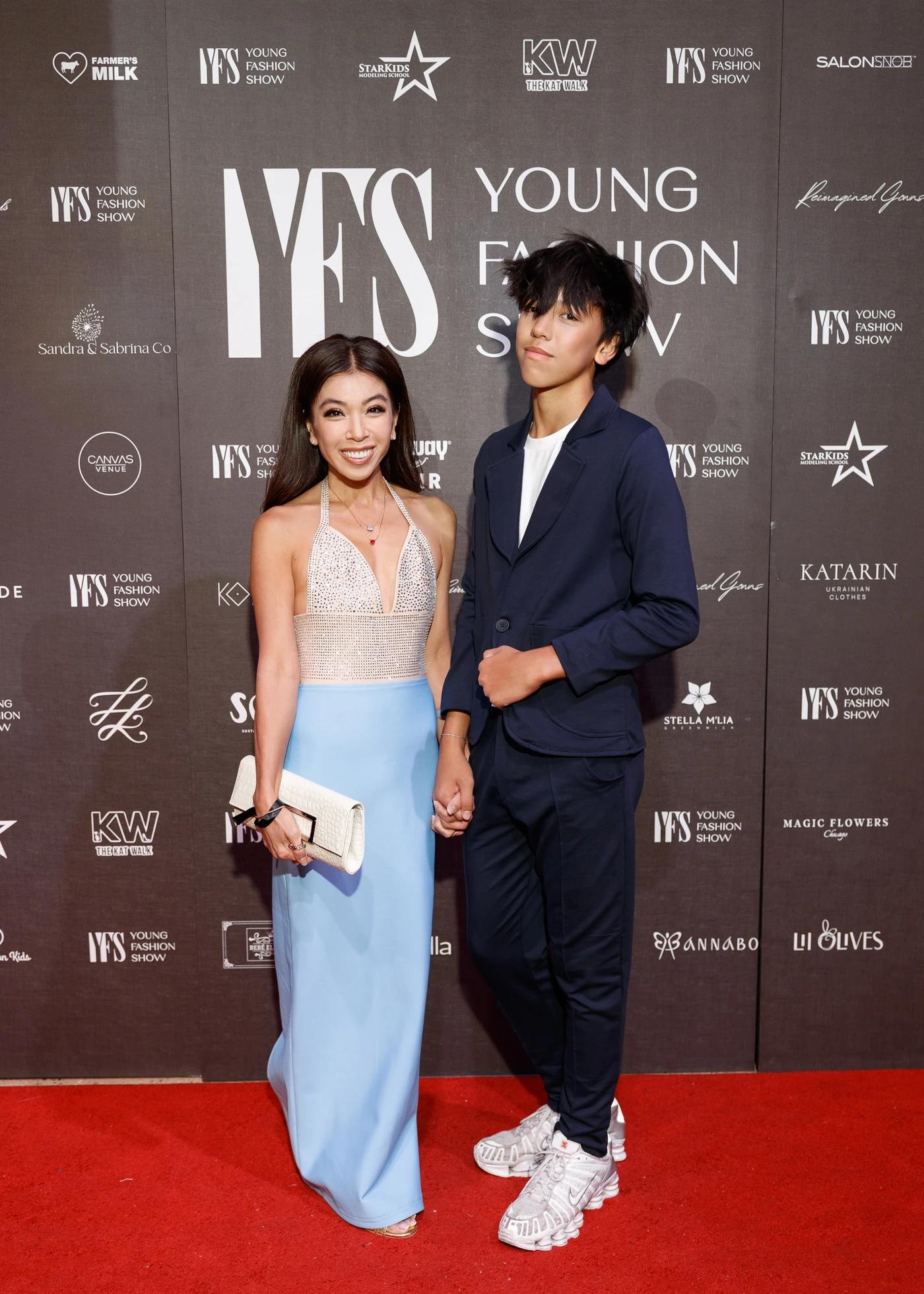 Roman and his mother Melissa on the YFS red carpet
