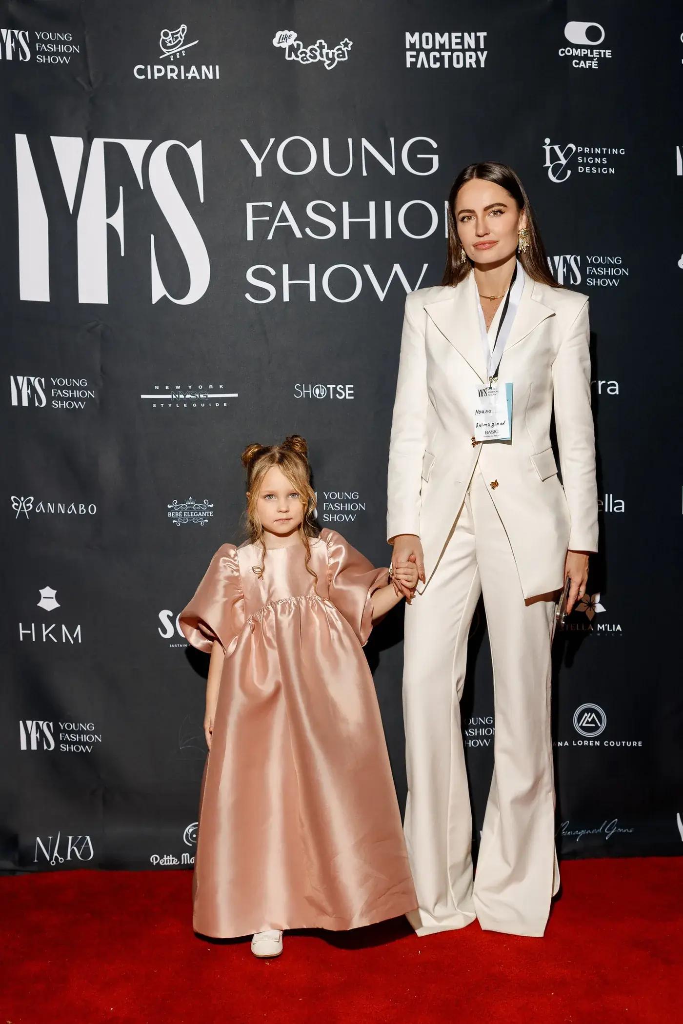 A mother and daughter on the YFS red carpet
