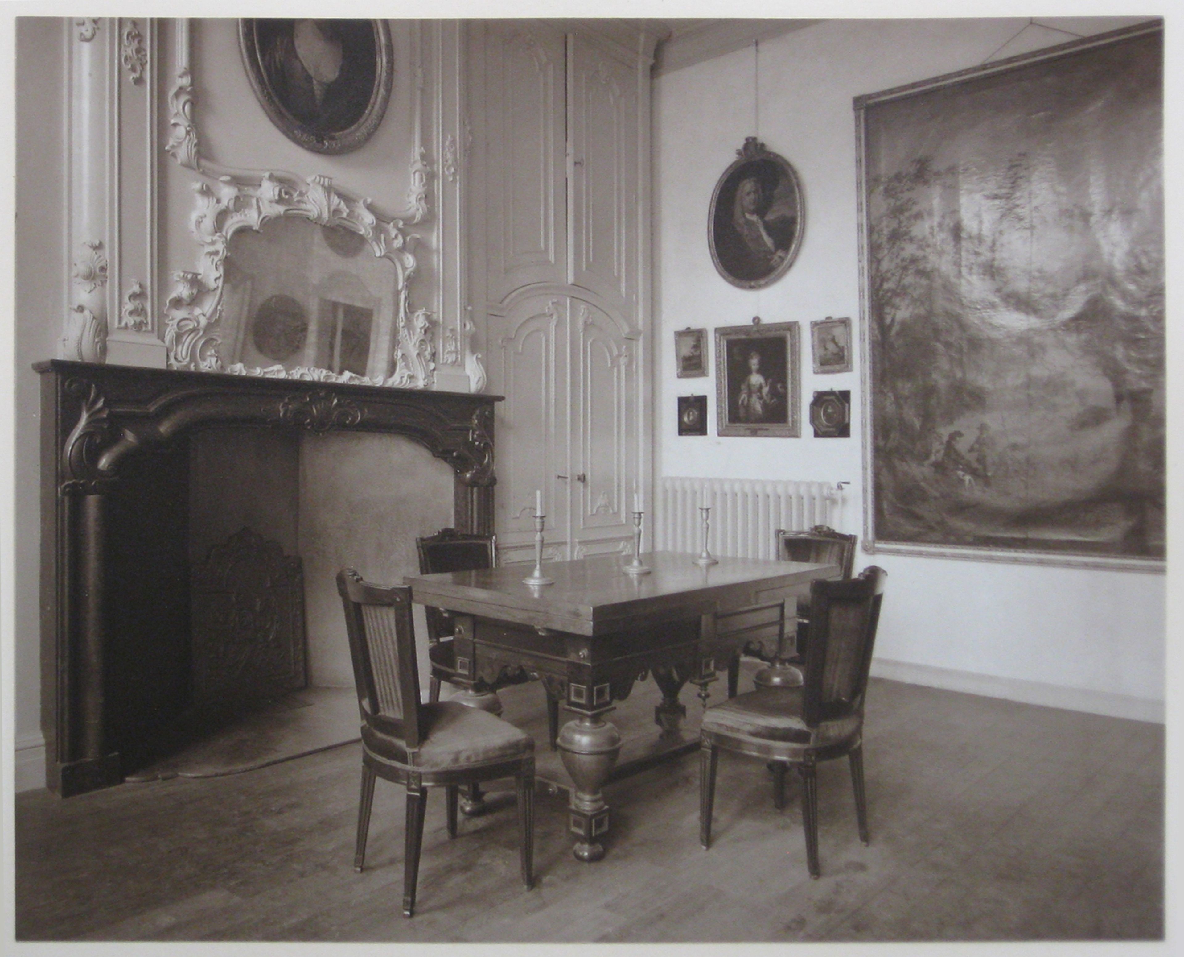 Regentenkamer ca. 1913 in het Frans Hals Museum, foto Noord Hollands Archief.