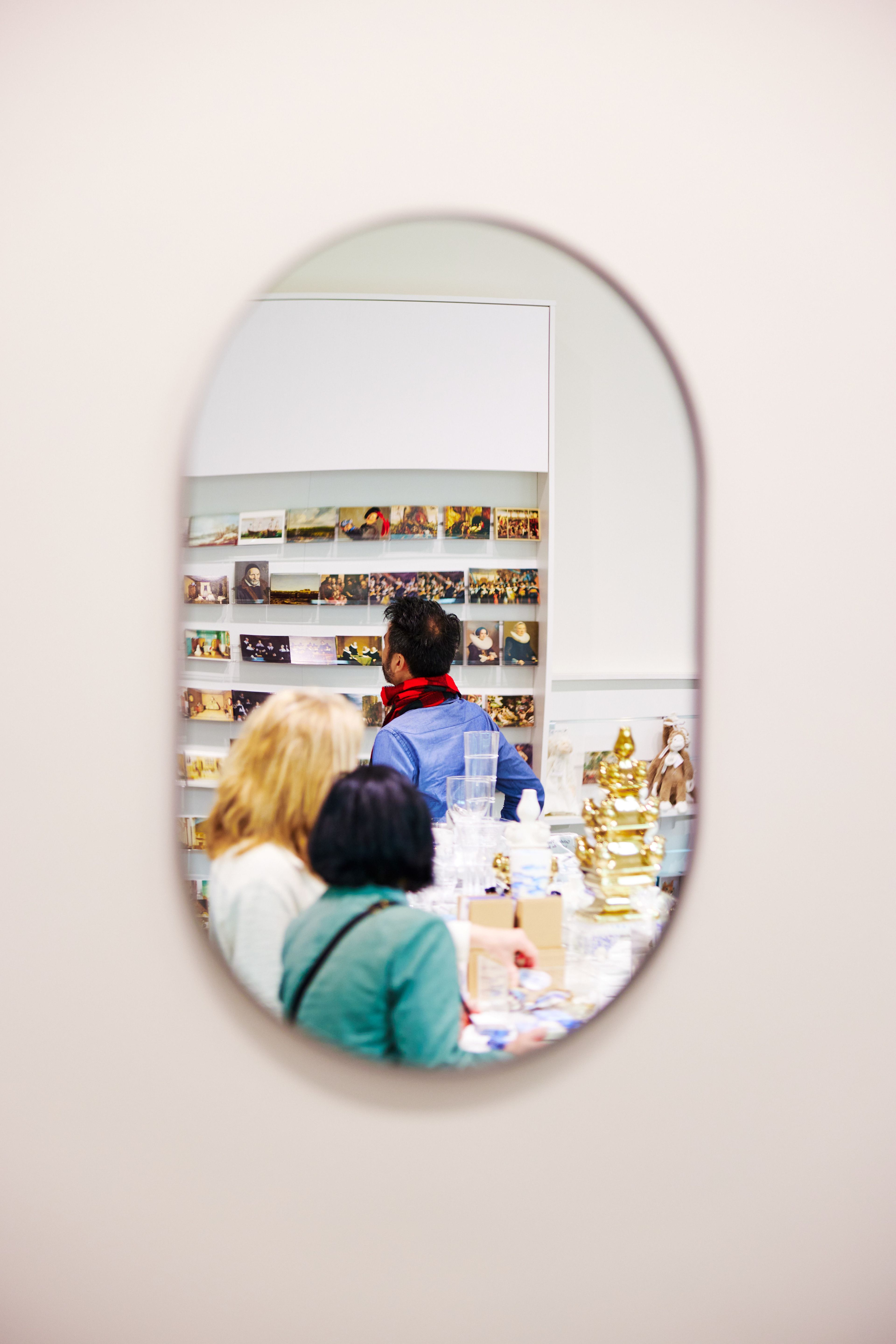 Visitors shopping at the Frans Hals Museum shop 