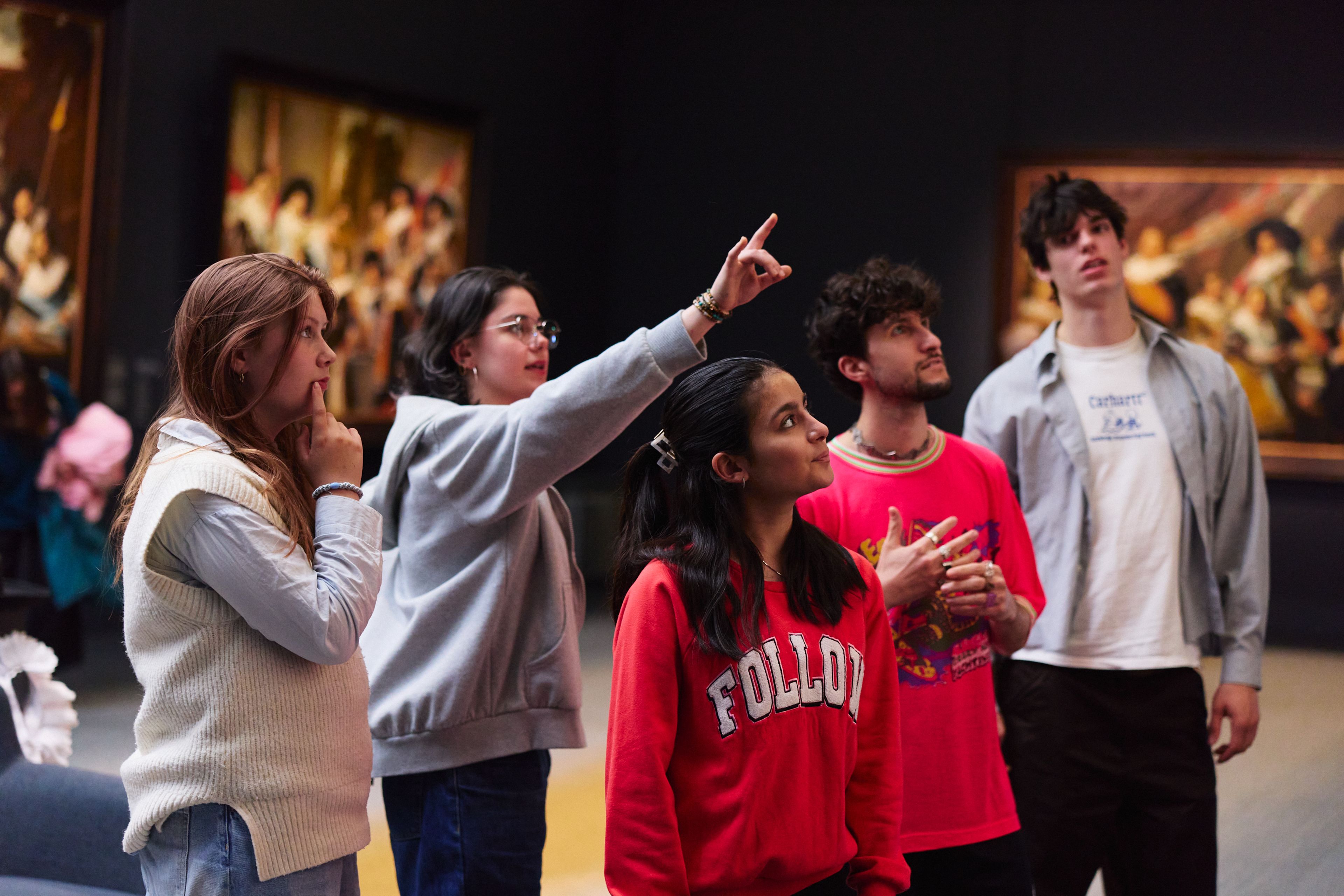 Jongeren in Frans Hals Museum door Stefan Rustenburg