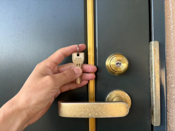 狭山市で玄関鍵の交換対応｜ディンプルキーからギザ鍵へご希望に応じて交換
