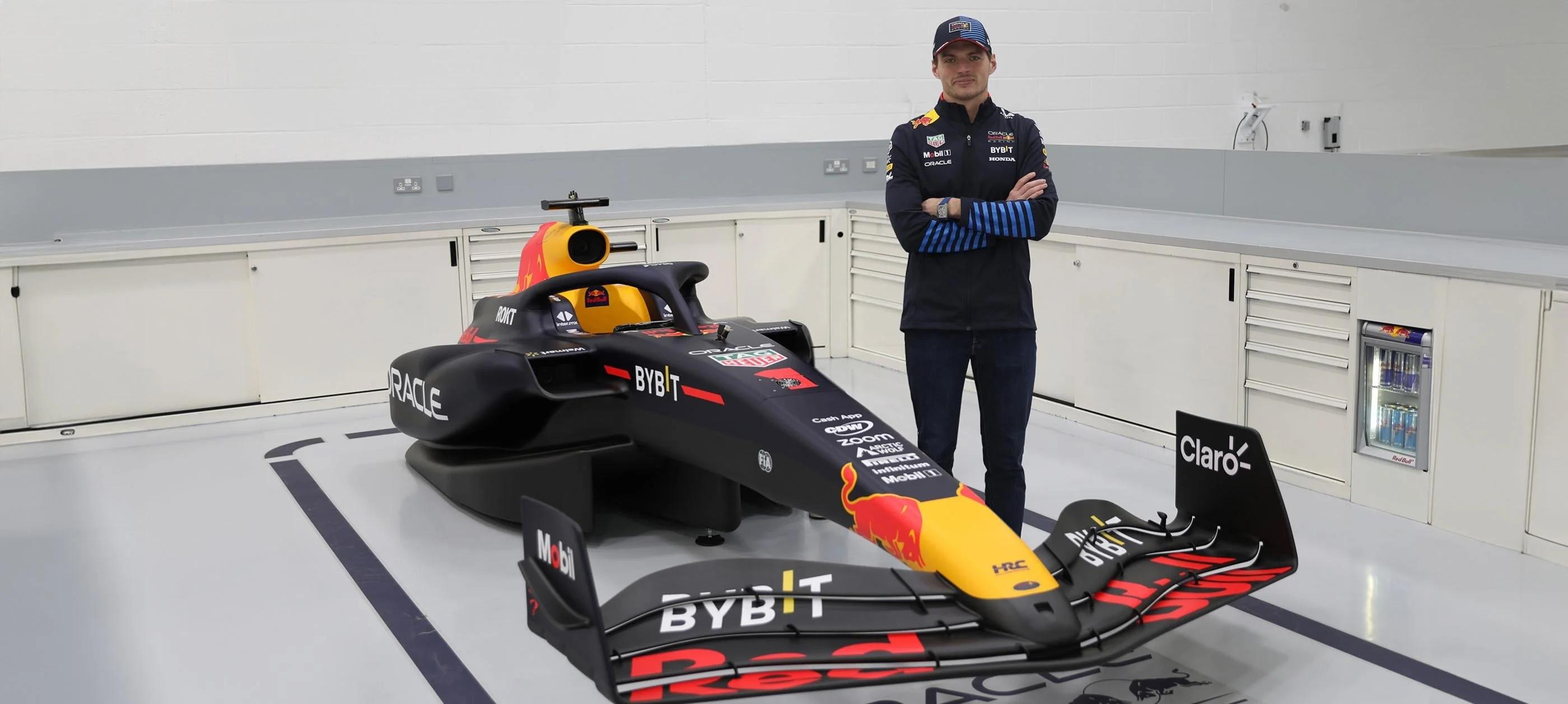 ORACLE RED BULL RACING AND MEMENTO EXCLUSIVES RAISE £100,000 FOR CHARITY WITH SIGNED MAX VERSTAPPEN F1(R) SIMULATOR