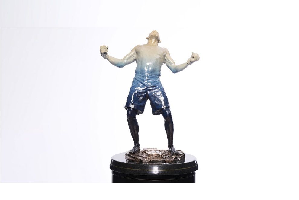 ONE-OF-A-KIND CHUCK LIDDELL BLUE DIAMOND STATUE AVAILABLE THIS WEEK ONLY