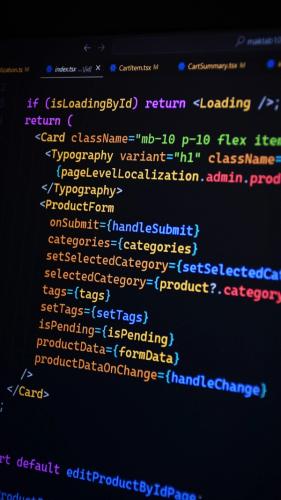 What's the Best Way to Build a Business Website: WordPress, Wix, or Custom Code?