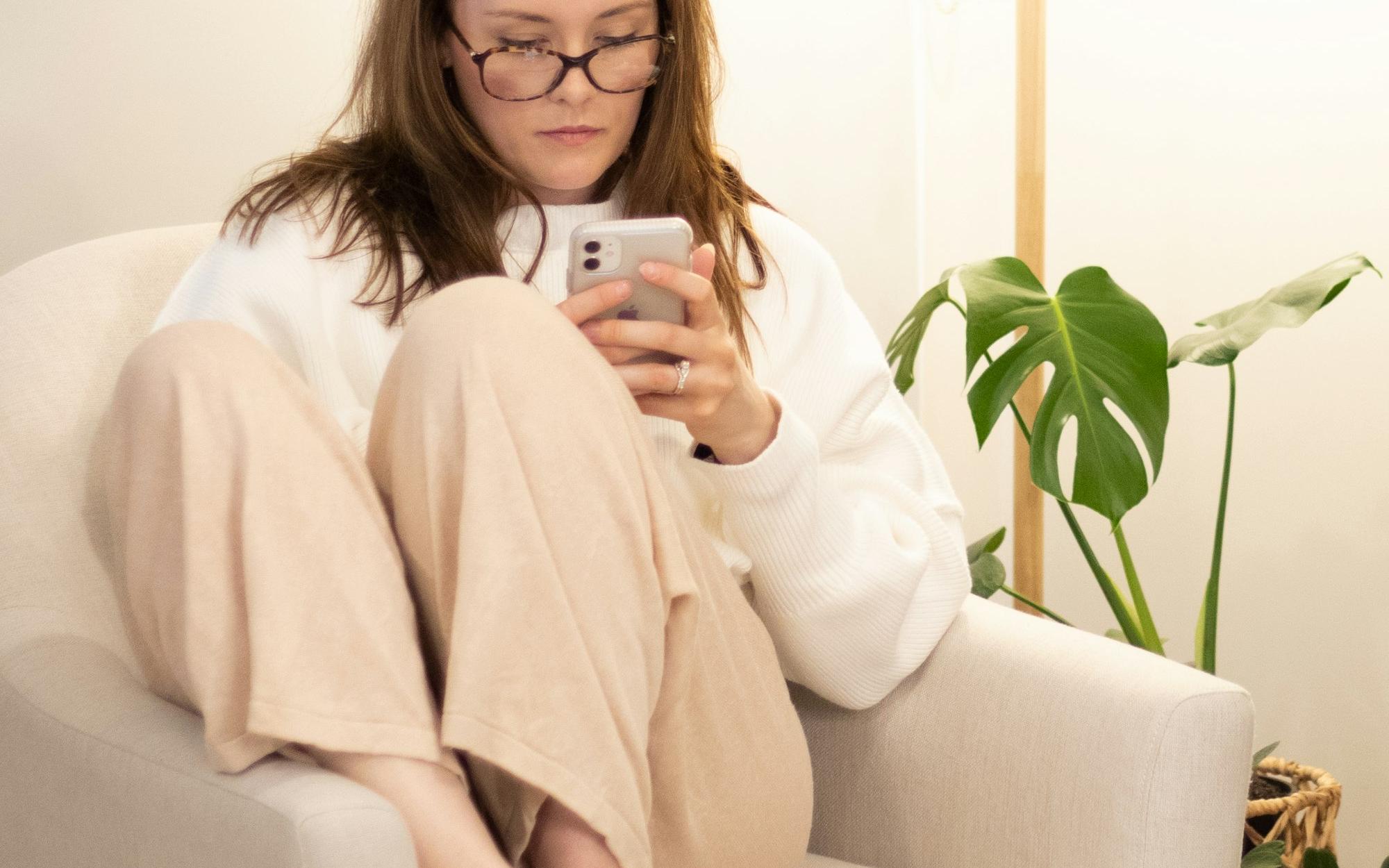 AI Therapy Chatbots: What They Can and Can't Do