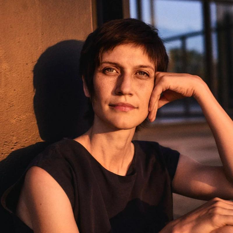 Alin Coen über ihre musikalische Reise, Schreibblockaden und AD(H)S