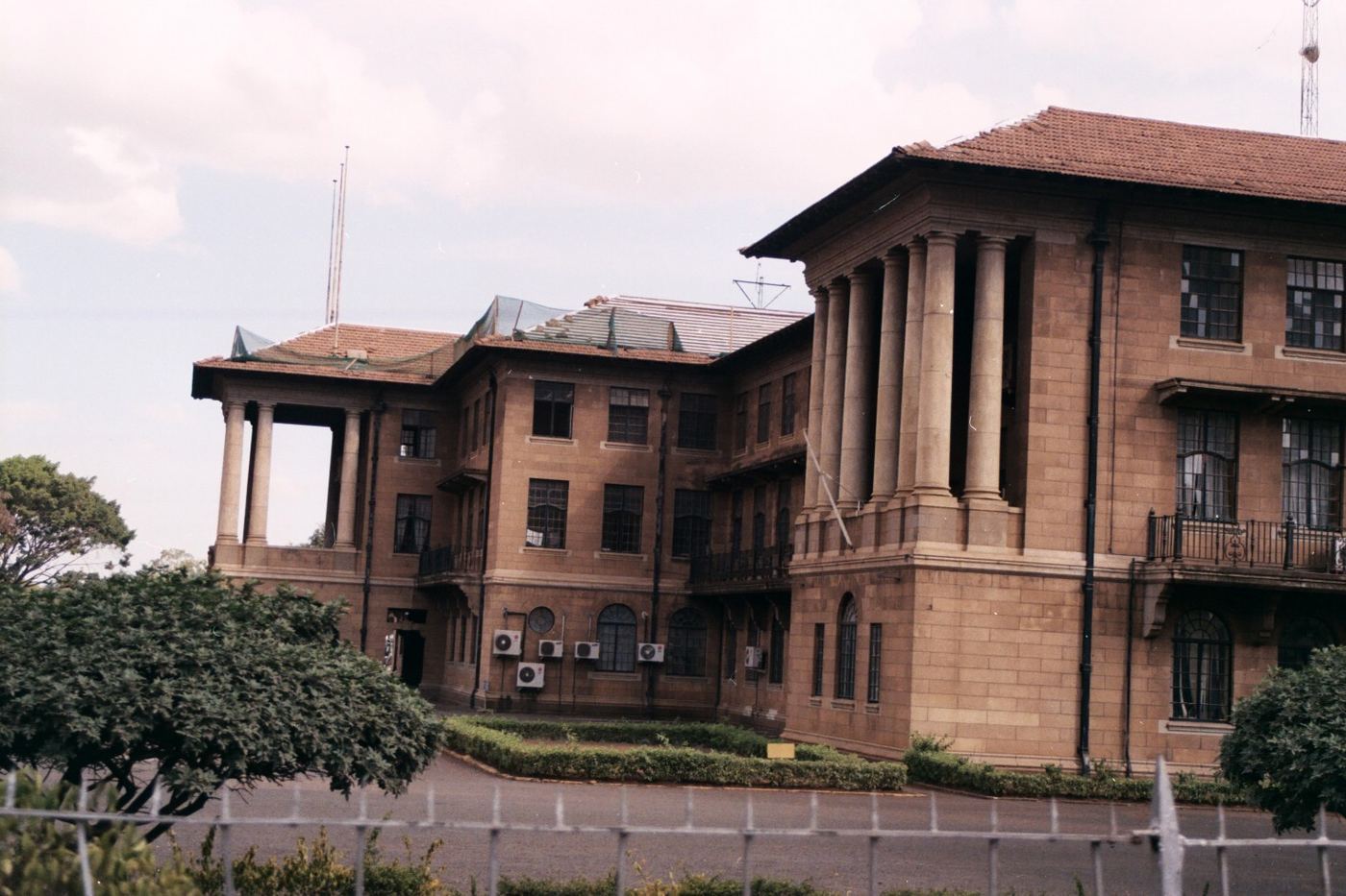Kenya Railways Head Office in Nairobi: KRC is blaming political interference in moving squatters from its’ land