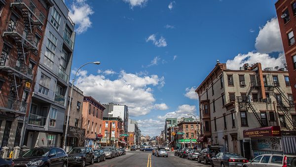 13 Best Happy Hours in Greenpoint, Brooklyn