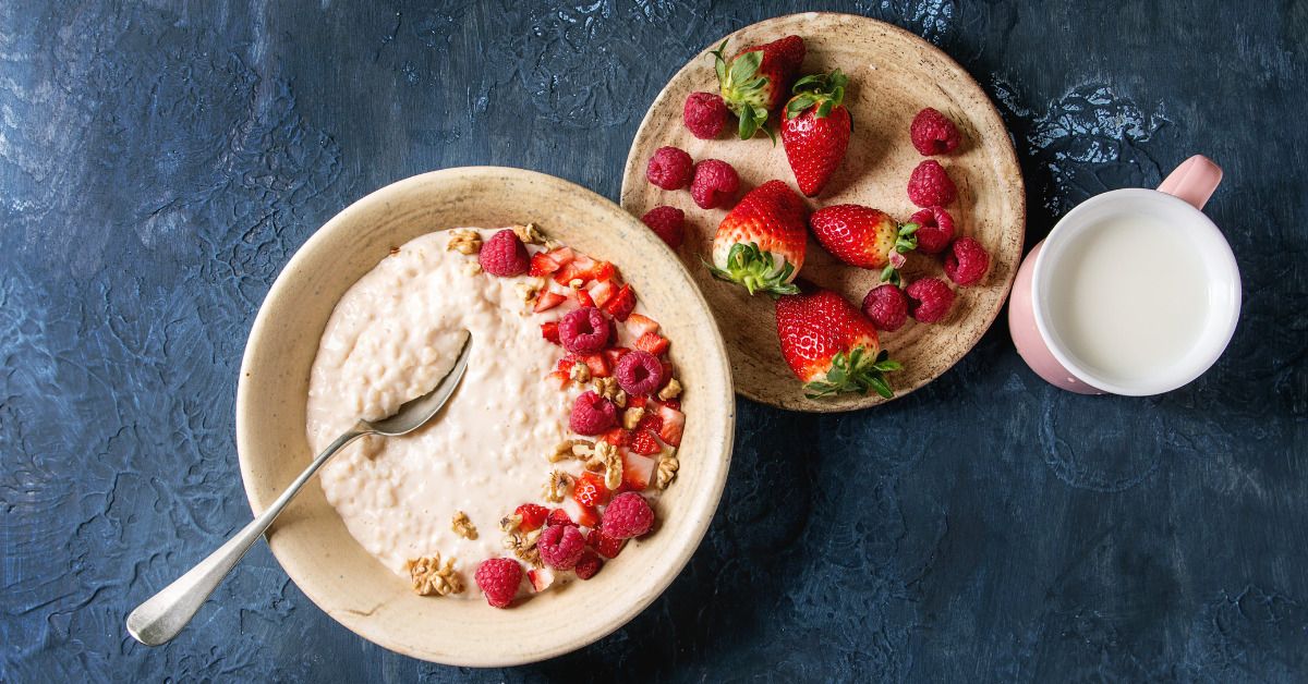 Warmer Hirsebrei mit Beeren