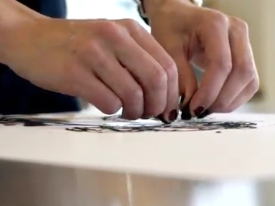 drawing with two hands