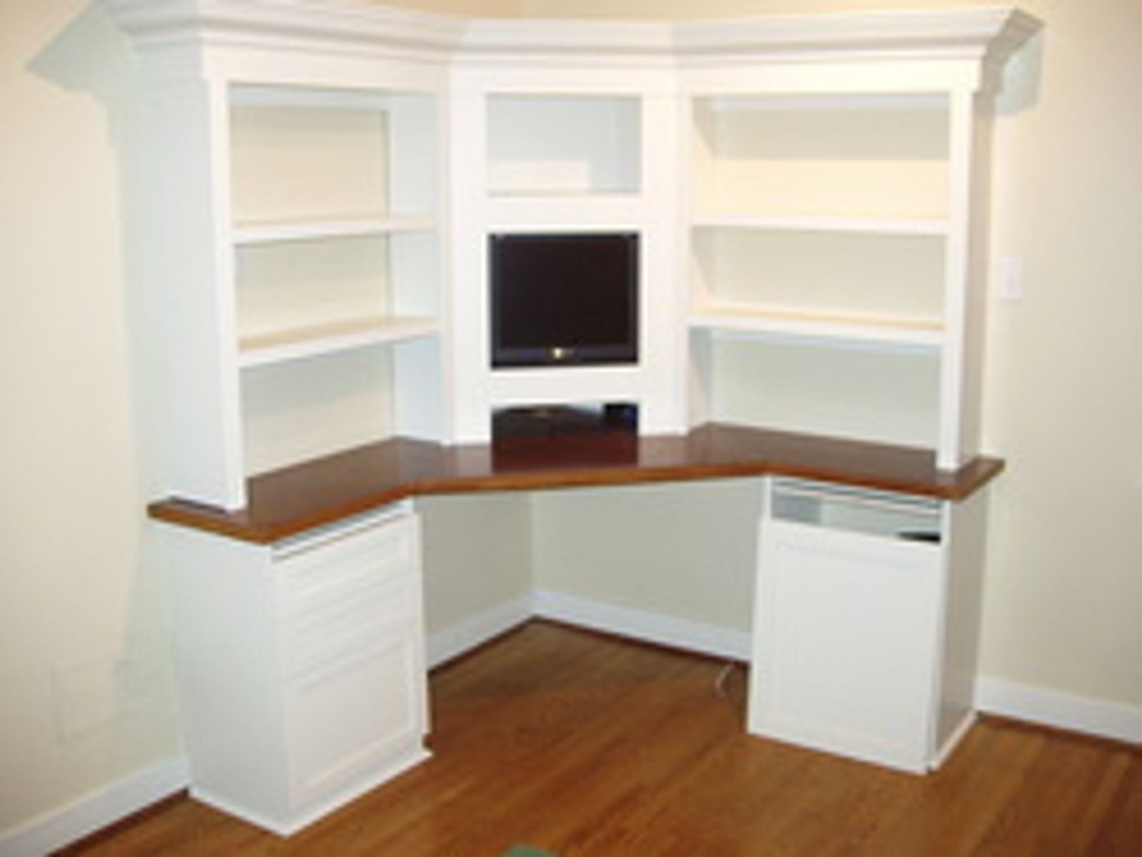 Custom Cabinets and Built-Ins