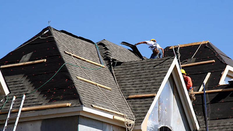 How Professional Roofing Companies in Texas Handle Roof Repairs