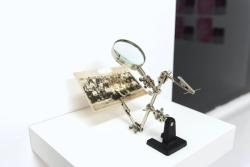 Missing alternative text