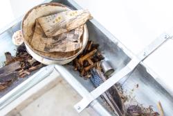 Missing alternative text