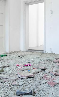 Missing alternative text