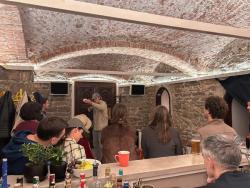 Missing alternative text