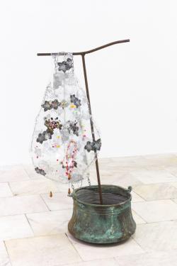 Missing alternative text