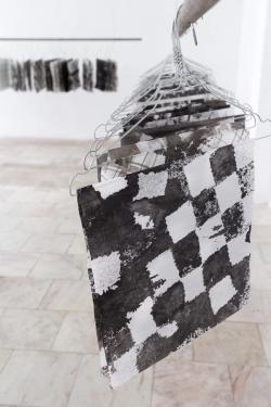 Missing alternative text