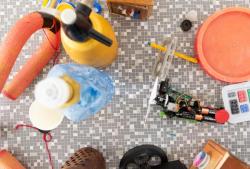 Missing alternative text