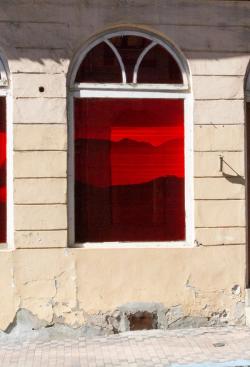 Missing alternative text