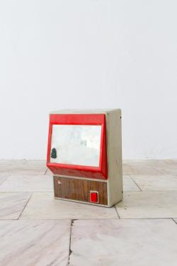 Missing alternative text