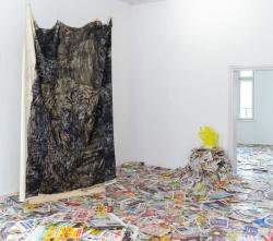 Missing alternative text