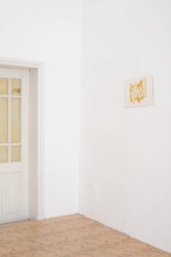 Missing alternative text