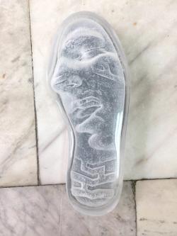 Missing alternative text