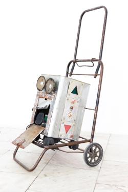 Missing alternative text