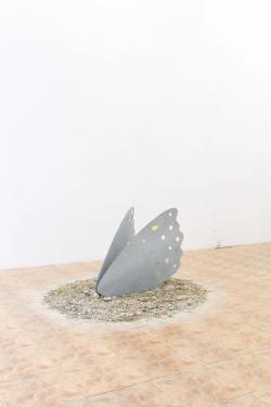 Missing alternative text