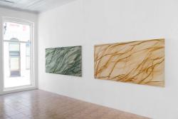 Missing alternative text