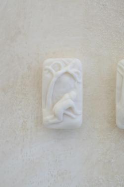 Missing alternative text