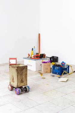 Missing alternative text