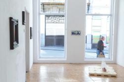 Missing alternative text