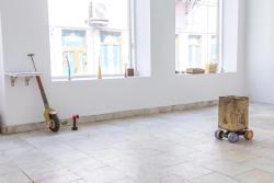 Missing alternative text