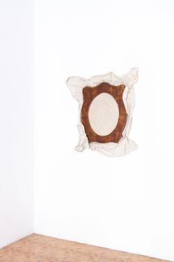 Missing alternative text