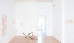 Missing alternative text