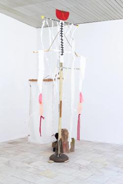 Missing alternative text