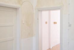 Missing alternative text