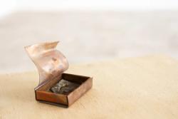 Missing alternative text