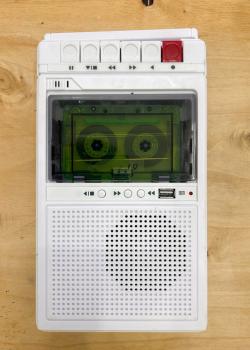 Missing alternative text