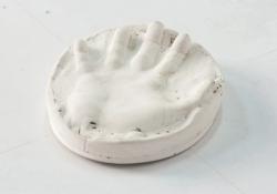 Missing alternative text