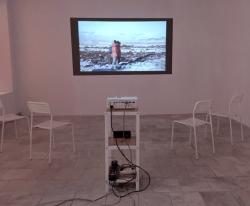 Missing alternative text