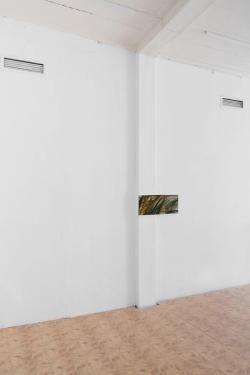 Missing alternative text