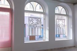 Missing alternative text