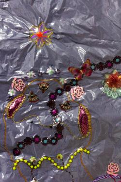 Missing alternative text