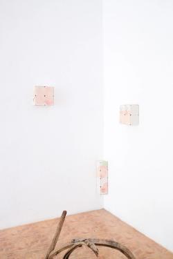 Missing alternative text