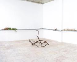 Missing alternative text